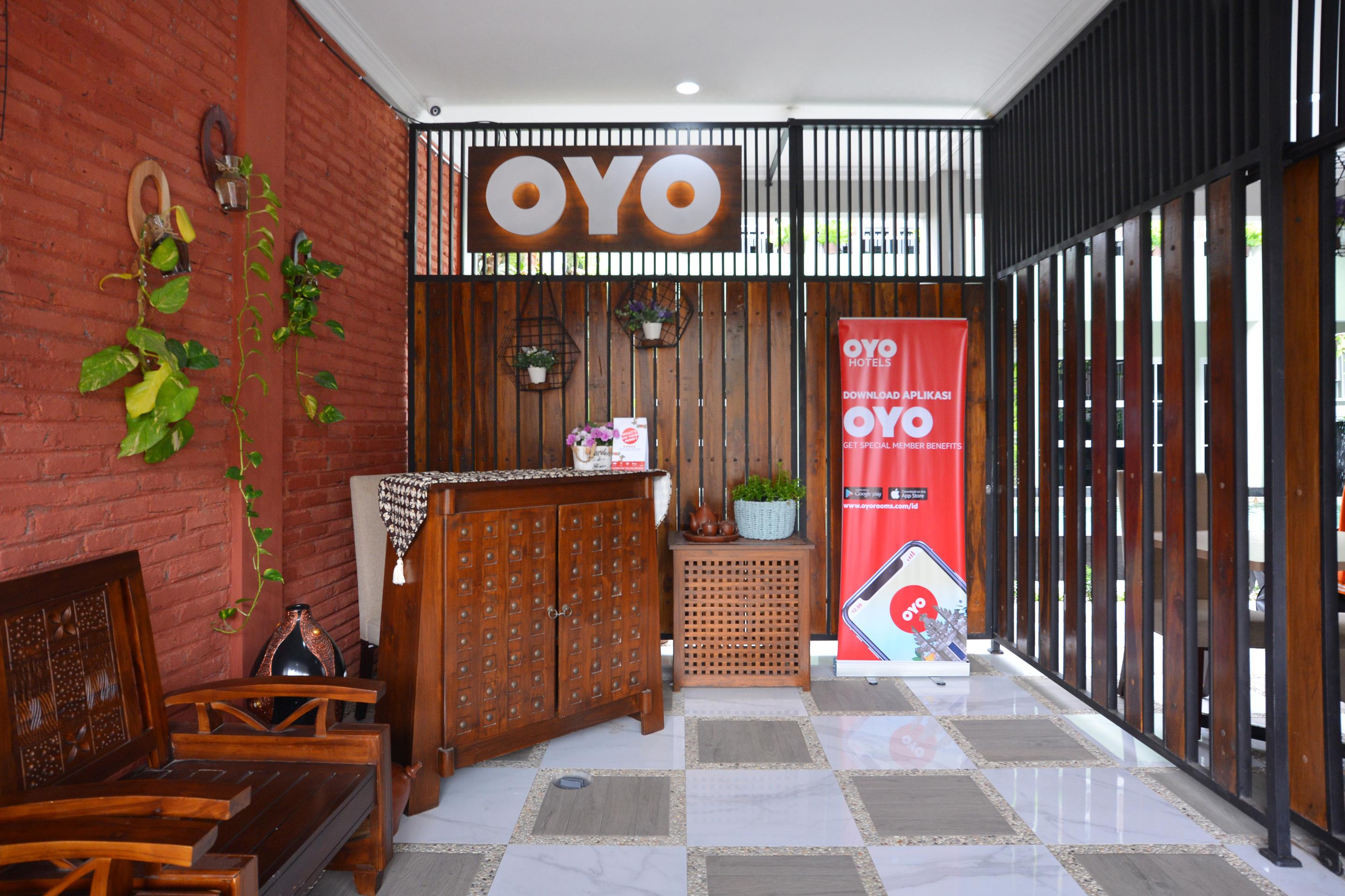 Oyo 583 Puri Gejayan Asri Syariah Hotel Kejayan Екстериор снимка