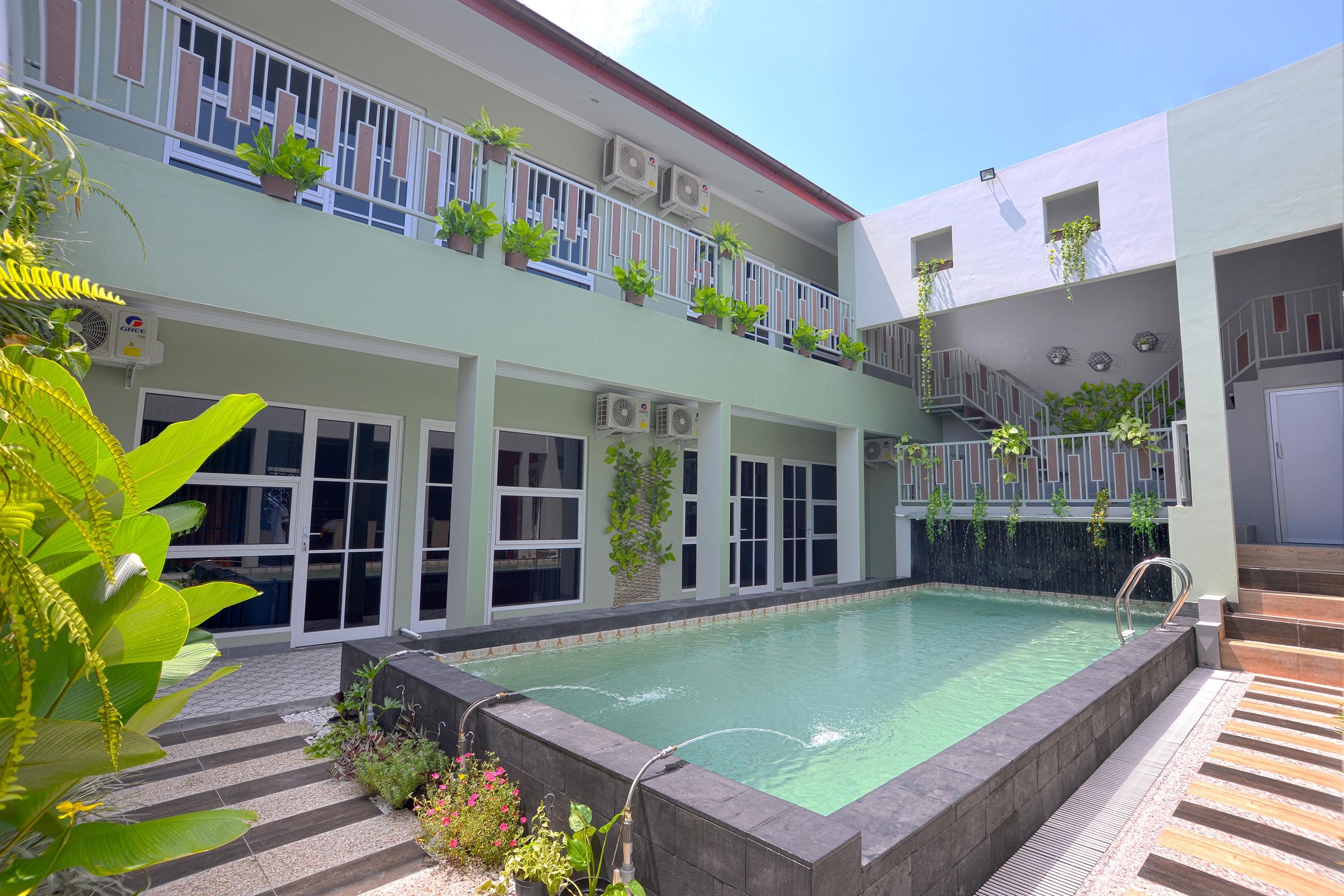 Oyo 583 Puri Gejayan Asri Syariah Hotel Kejayan Екстериор снимка