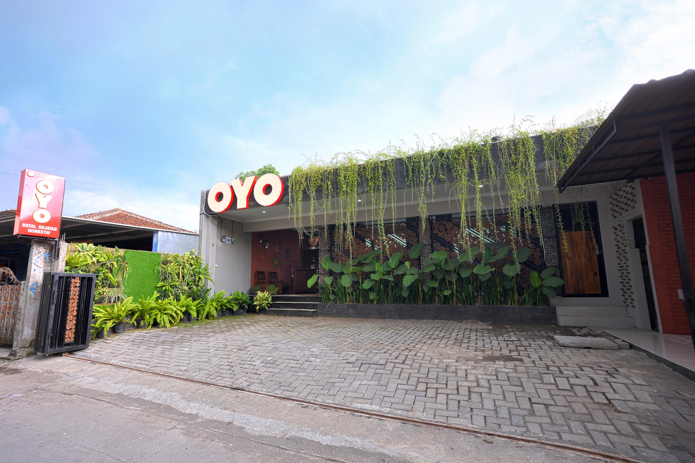 Oyo 583 Puri Gejayan Asri Syariah Hotel Kejayan Екстериор снимка