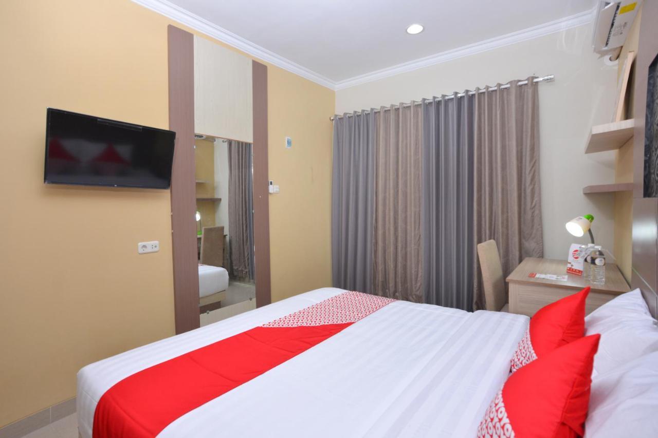 Oyo 583 Puri Gejayan Asri Syariah Hotel Kejayan Екстериор снимка